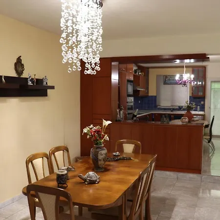 Villa Papas House Nea Iraklitsa