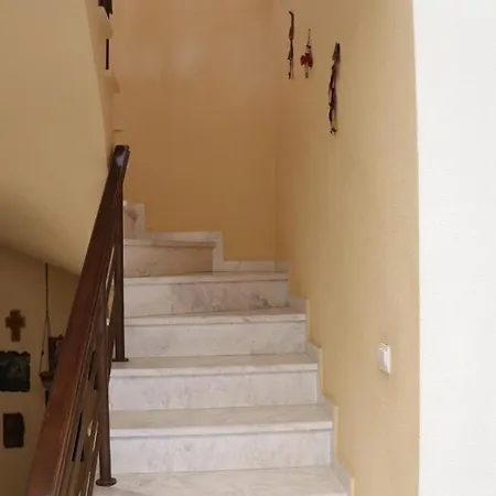 Villa Papas House *