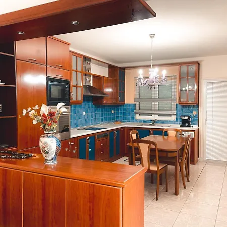 Papas House Villa